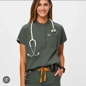 FIGS Montex Scrub Top Olive *Limited Edition Color* XL